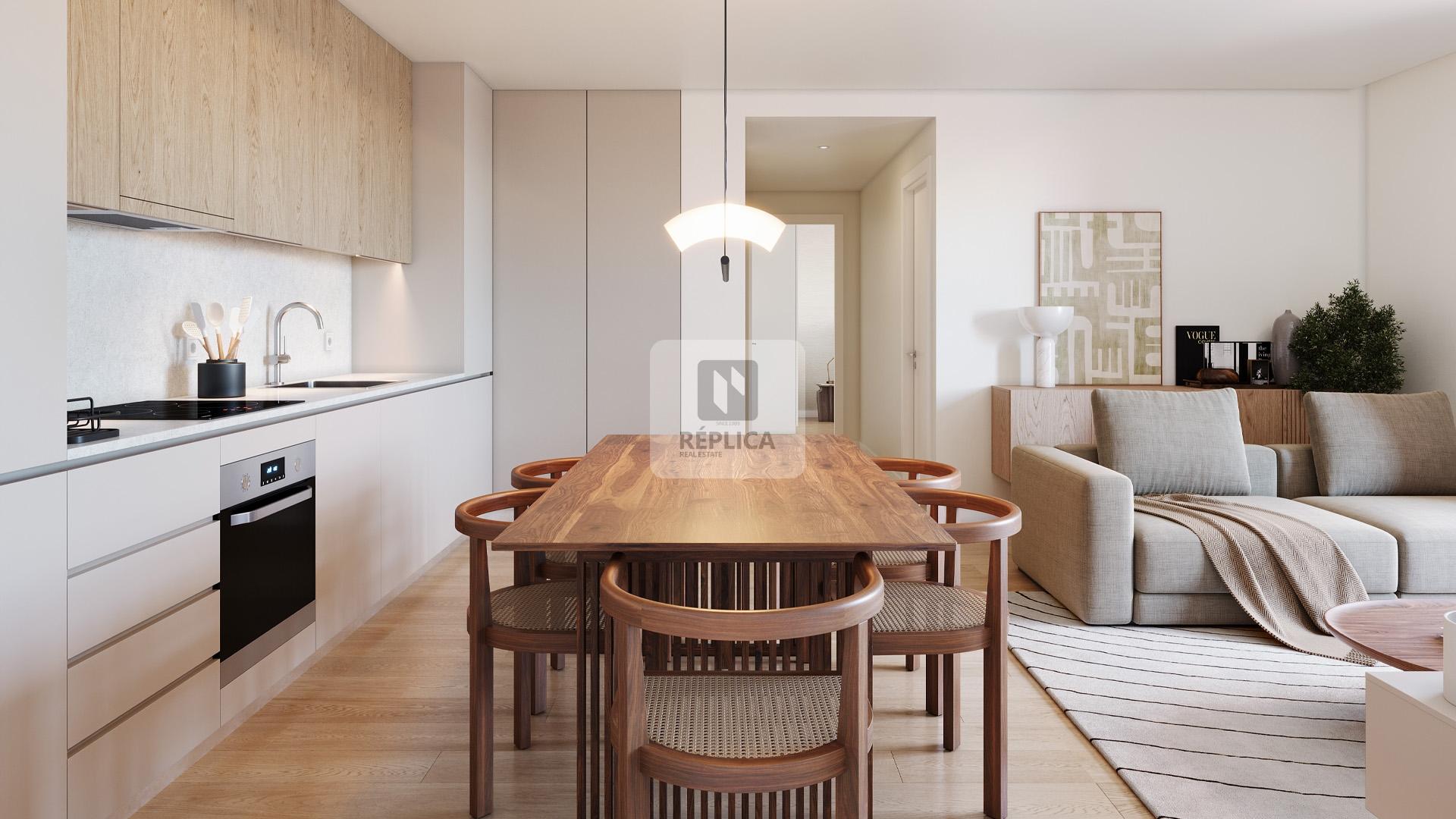 Apartamento T3 com Varanda e Garagem no Ouro Valley