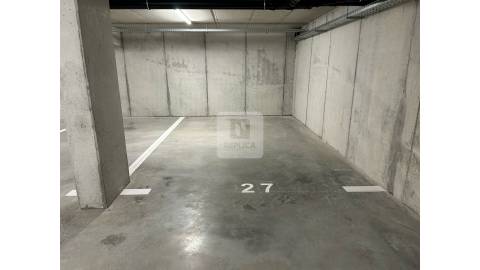 T2 para Arrendar com Varanda em Condomínio com Piscina em Canidelo