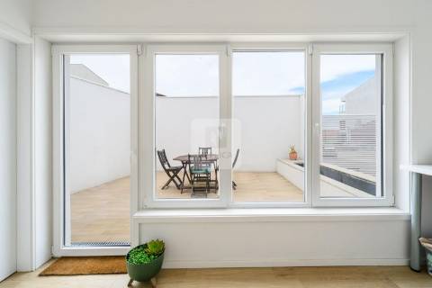 Moradia T4+1 com Jardim e Piscina perto do Parque da Cidade