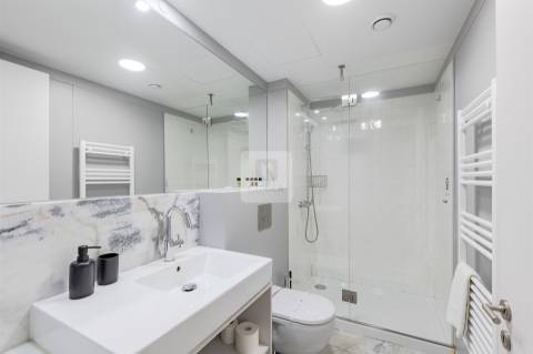 Apartamento T1 Mobilado no Palácio dos Príncipes em Cedofeita