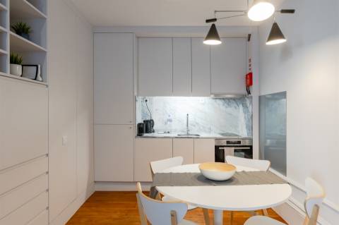 Apartamento T1 Mobilado no Palácio dos Príncipes em Cedofeita