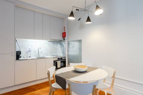 Apartamento T1 Mobilado no Palácio dos Príncipes em Cedofeita