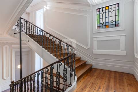 Apartamento T0 Mobilado no Palácio dos Príncipes em Cedofeita