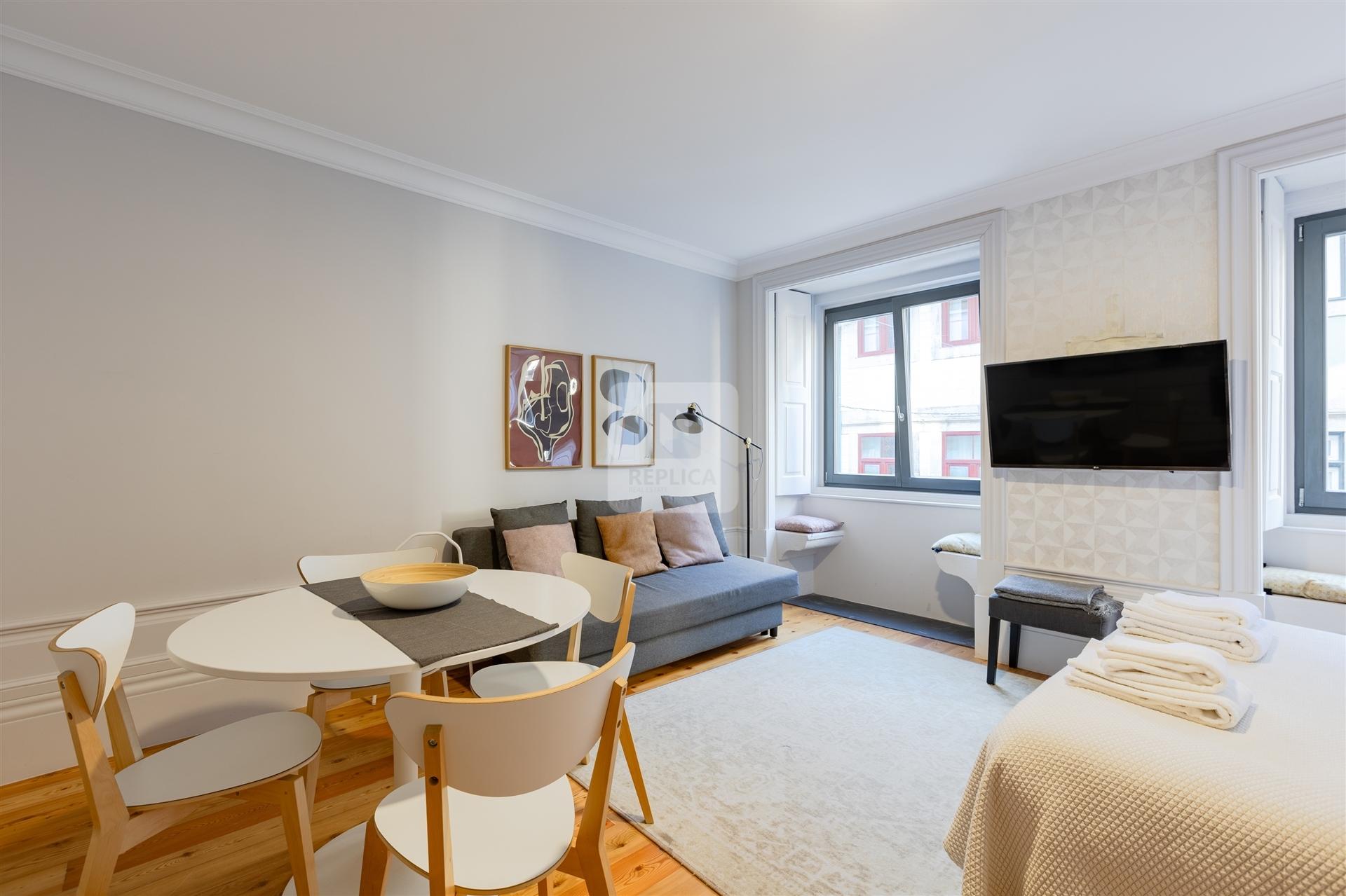 Apartamento T0 Mobilado no Palácio dos Príncipes em Cedofeita