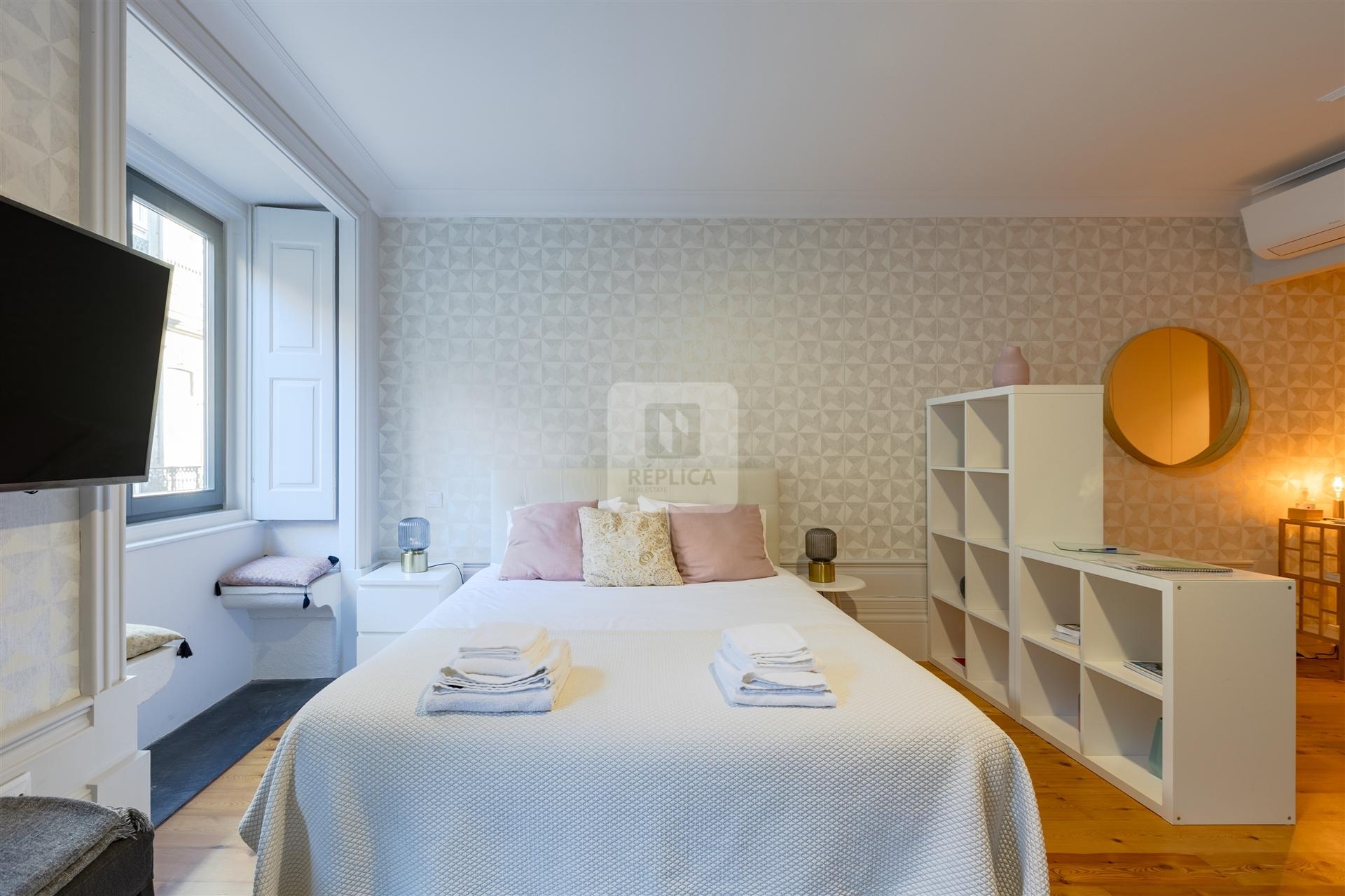 Apartamento T0 Mobilado no Palácio dos Príncipes em Cedofeita