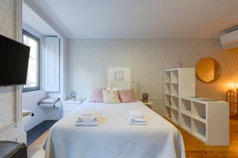 Apartamento T0 Mobilado no Palácio dos Príncipes em Cedofeita