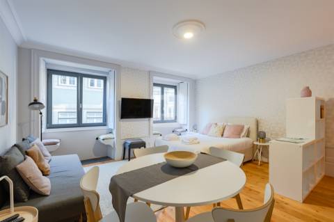 Apartamento T0 Mobilado no Palácio dos Príncipes em Cedofeita