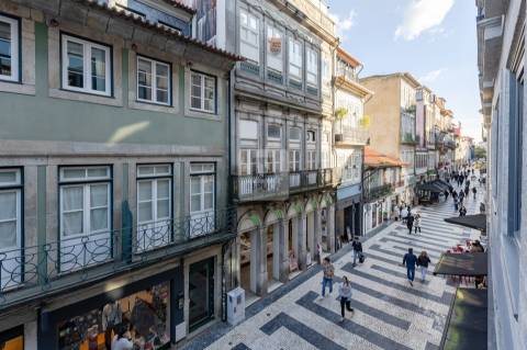 Apartamento T0 Mobilado no Palácio dos Príncipes em Cedofeita