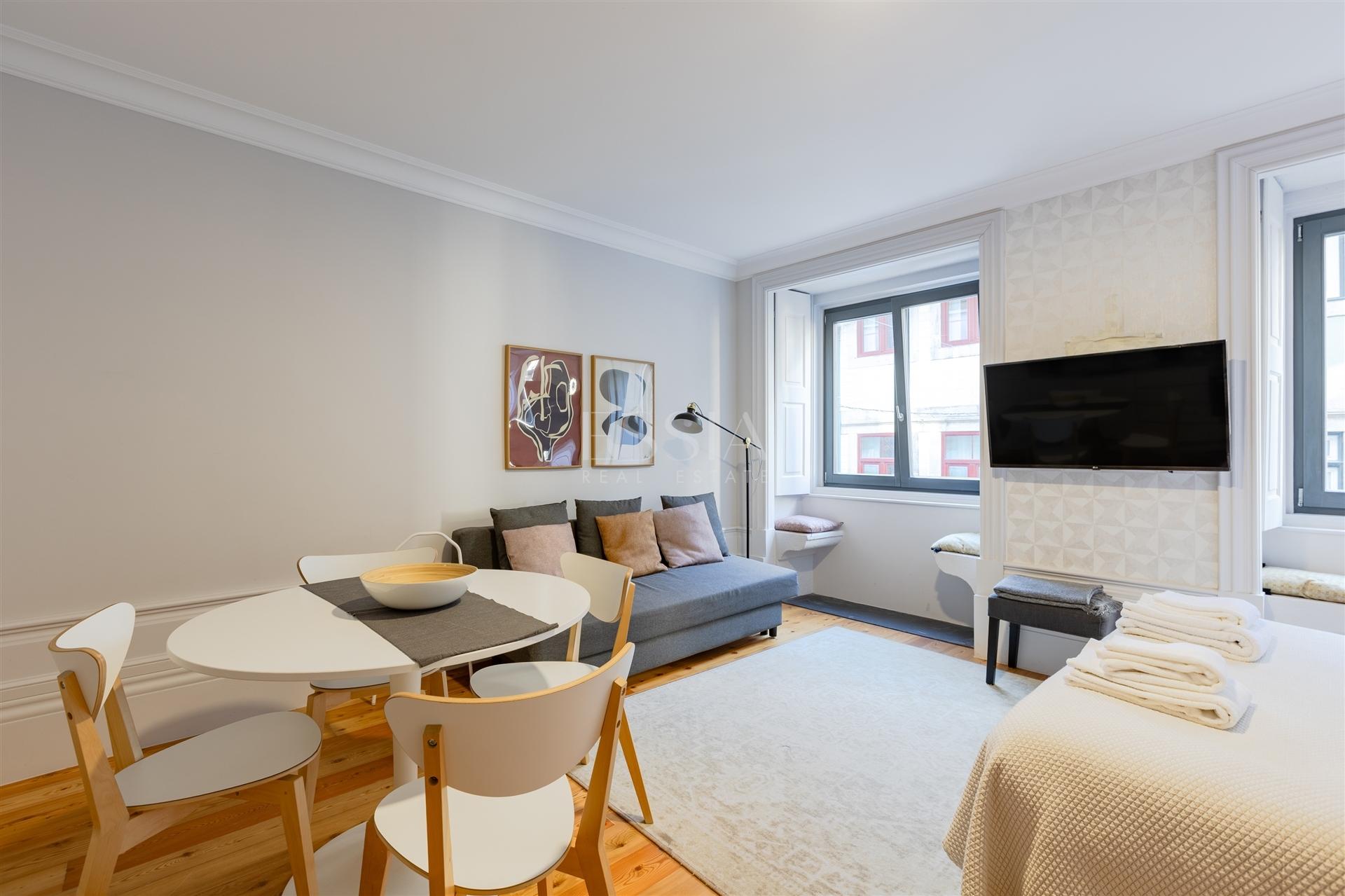 Apartamento T0 Mobilado no Palácio dos Príncipes em Cedofeita