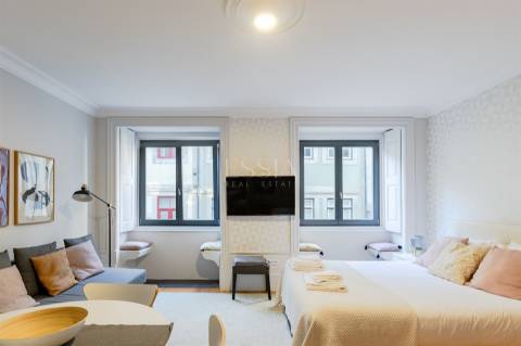 Apartamento T0 Mobilado no Palácio dos Príncipes em Cedofeita