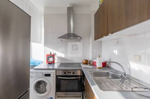 Prédio com Rentabilidade na Baixa do Porto, na Sé