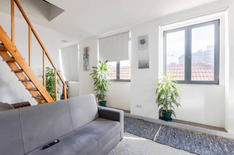 Prédio com Rentabilidade na Baixa do Porto, na Sé