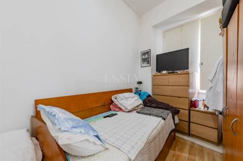 Prédio com Rentabilidade na Baixa do Porto, na Sé