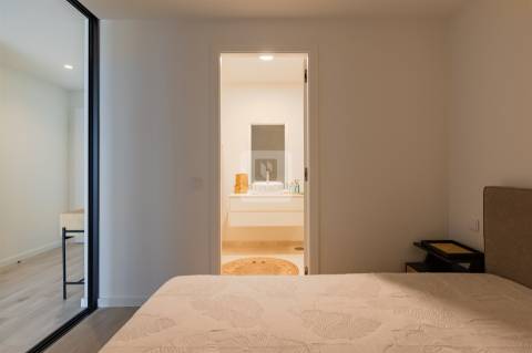 Apartamento T0+1 Mobilado para Arrendamento no Caulinos Residences