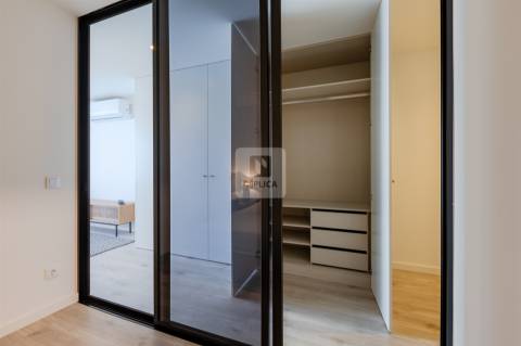 Apartamento T0+1 Mobilado para Arrendamento no Caulinos Residences