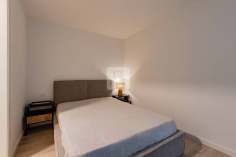 Apartamento T0+1 Mobilado para Arrendamento no Caulinos Residences