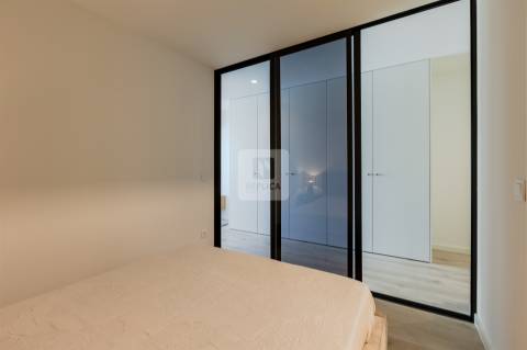 Apartamento T0+1 Mobilado para Arrendamento no Caulinos Residences