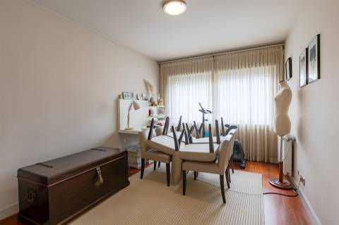 Apartamento T4 Duplex em Condomínio Fechado na Foz do Douro