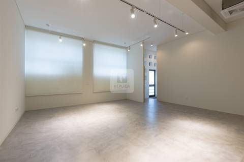 Apartamento T2 Remodelado na Ribeira, Porto