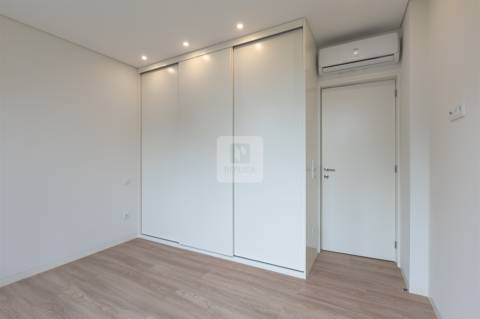 Apartamento T2 Remodelado na Ribeira, Porto