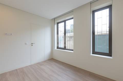 Apartamento T2 Remodelado na Ribeira, Porto