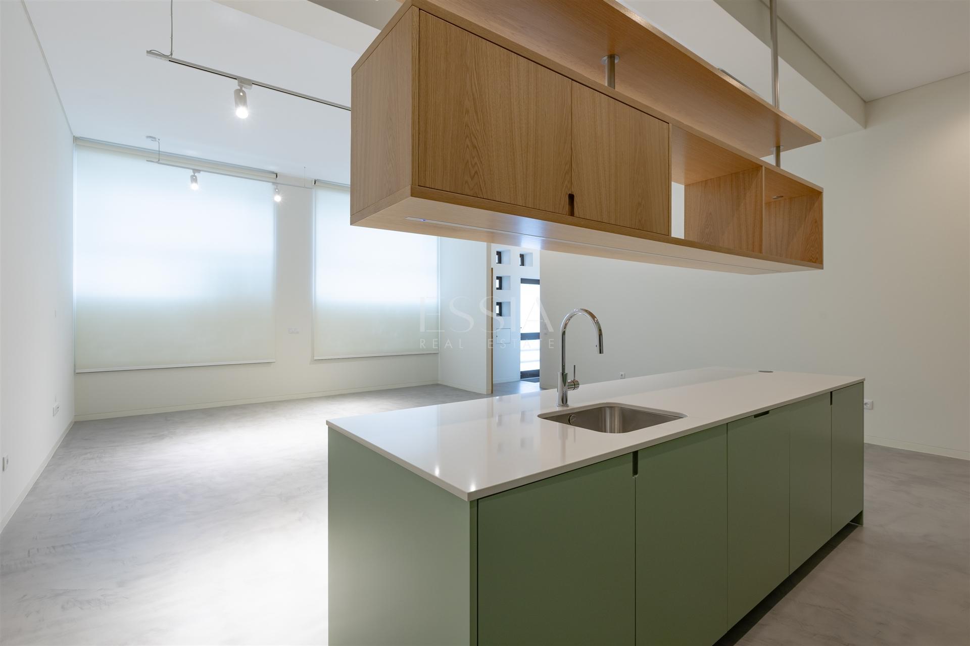 Apartamento T2 Remodelado na Ribeira, Porto