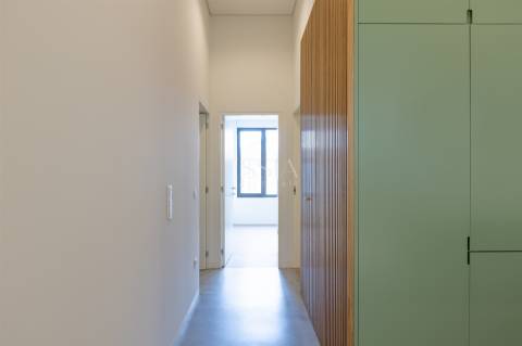 Apartamento T2 Remodelado na Ribeira, Porto