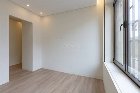 Apartamento T2 Remodelado na Ribeira, Porto