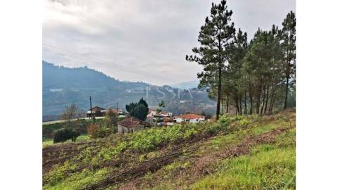Terreno em Zona Nobre de Amarante com PIP Aprovado para 59 Apartamentos