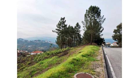 Terreno em Zona Nobre de Amarante com PIP Aprovado para 59 Apartamentos