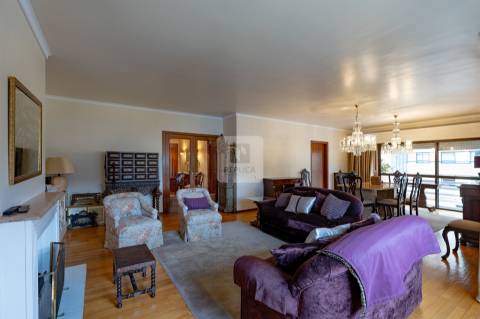 Apartamento T3 nos Jardins d’Arrábida, Vila Nova de Gaia