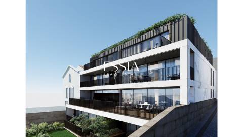 Apartamento T2 com Varanda em Leça da Palmeira