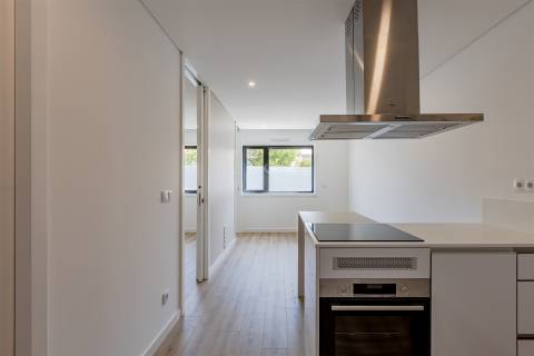Apartamento T0 Novo em São Mamede de Infesta