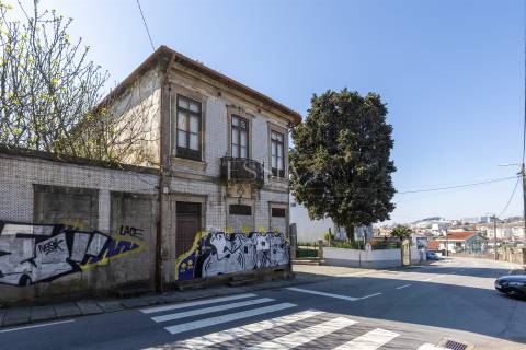 Terreno Urbano em Rio Tinto