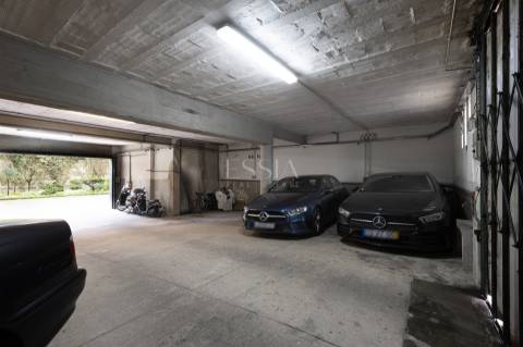 Garagem Coletiva Coberta  na Foz do Douro