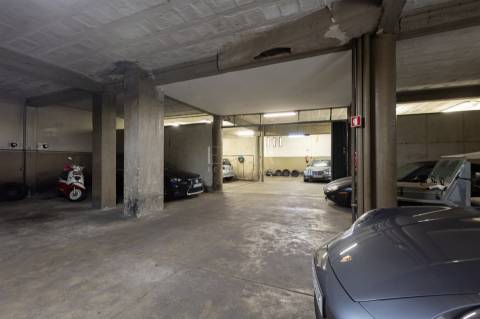 Garagem Coletiva Coberta  na Foz do Douro