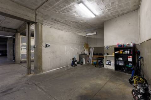 Garagem Coletiva Coberta  na Foz do Douro