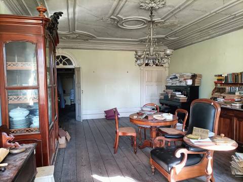 Prédio para Reconstrução na Praça da República, Porto