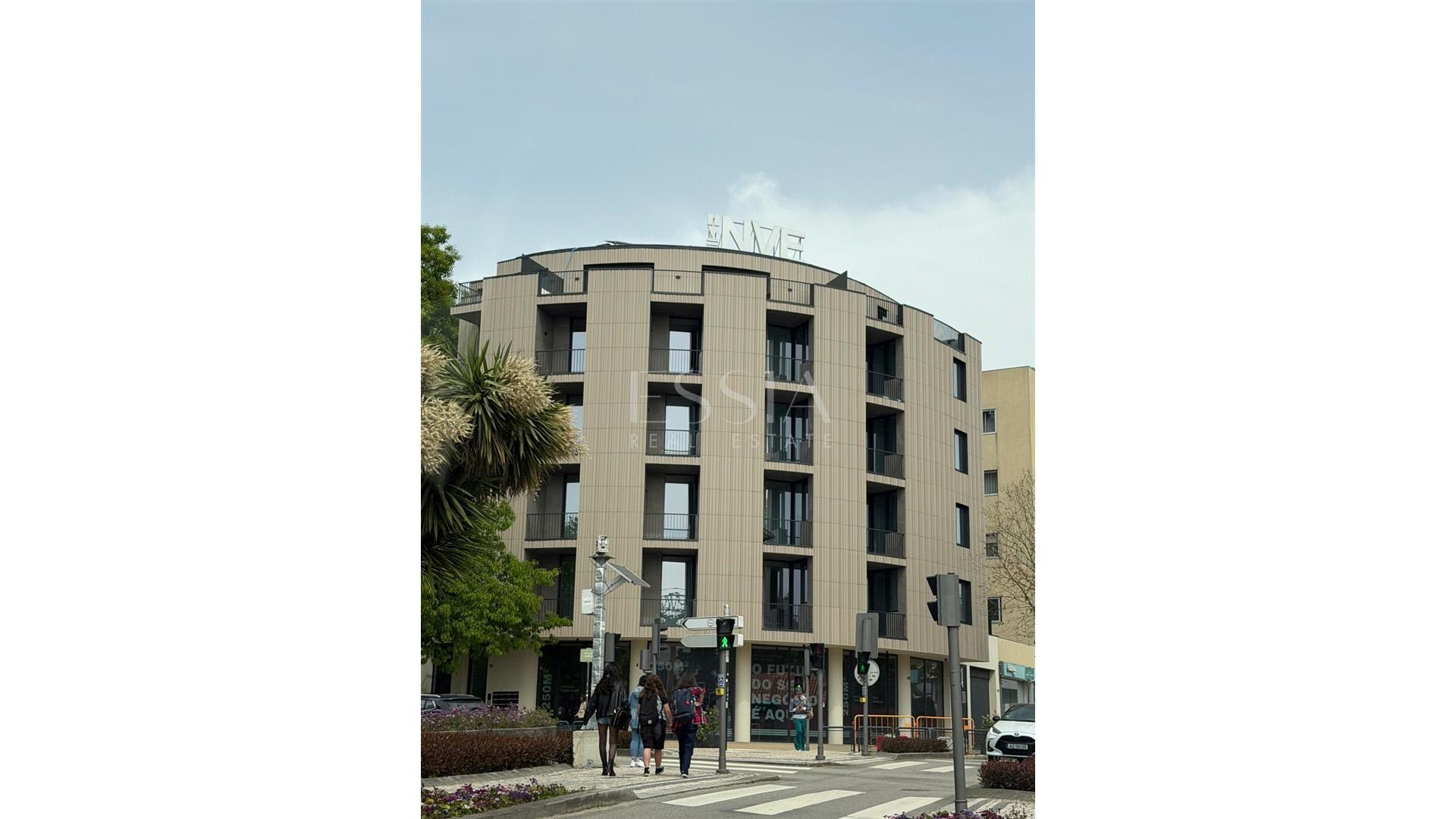 Apartamento T1 com Terraço de 41m² no Campo Alegre