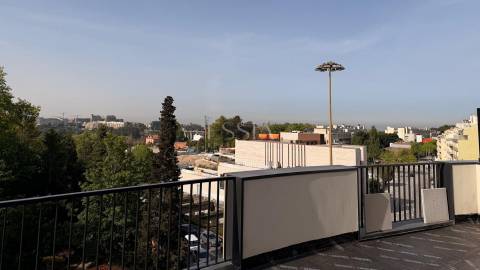 Apartamento T1 com Terraço de 41m² no Campo Alegre