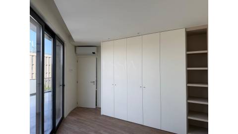 Apartamento T1 com Terraço de 41m² no Campo Alegre