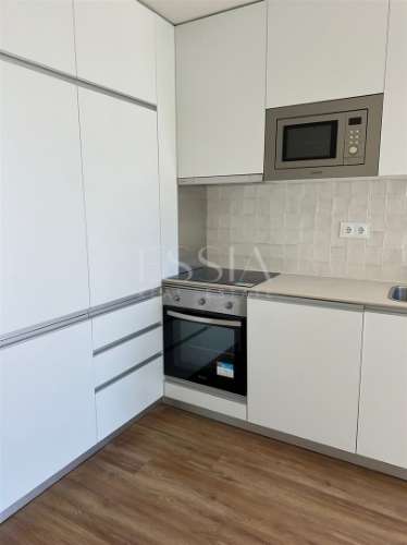 Apartamento T1 com Terraço de 41m² no Campo Alegre