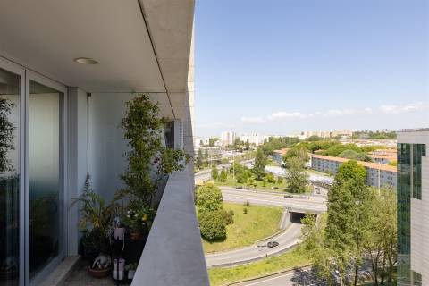 Apartamento T3 no Bessa com Varanda e Garagem box