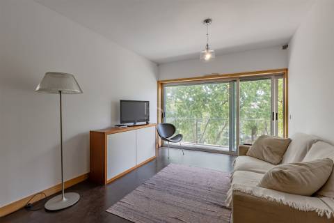 Apartamento T3 para Arrendar com Vista Douro