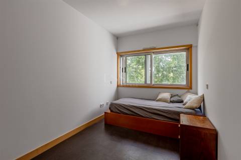 Apartamento T3 para Arrendar com Vista Douro