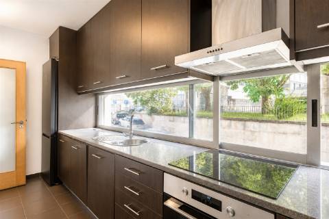 Apartamento T3 para Arrendar com Vista Douro