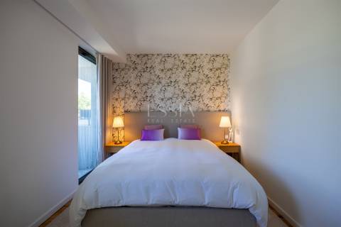 Apartamento T1 com Varandas no Flower Tower