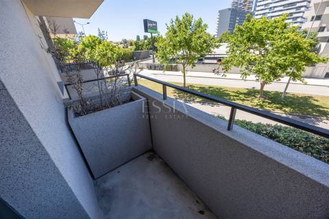 Apartamento T1 com Varandas no Flower Tower