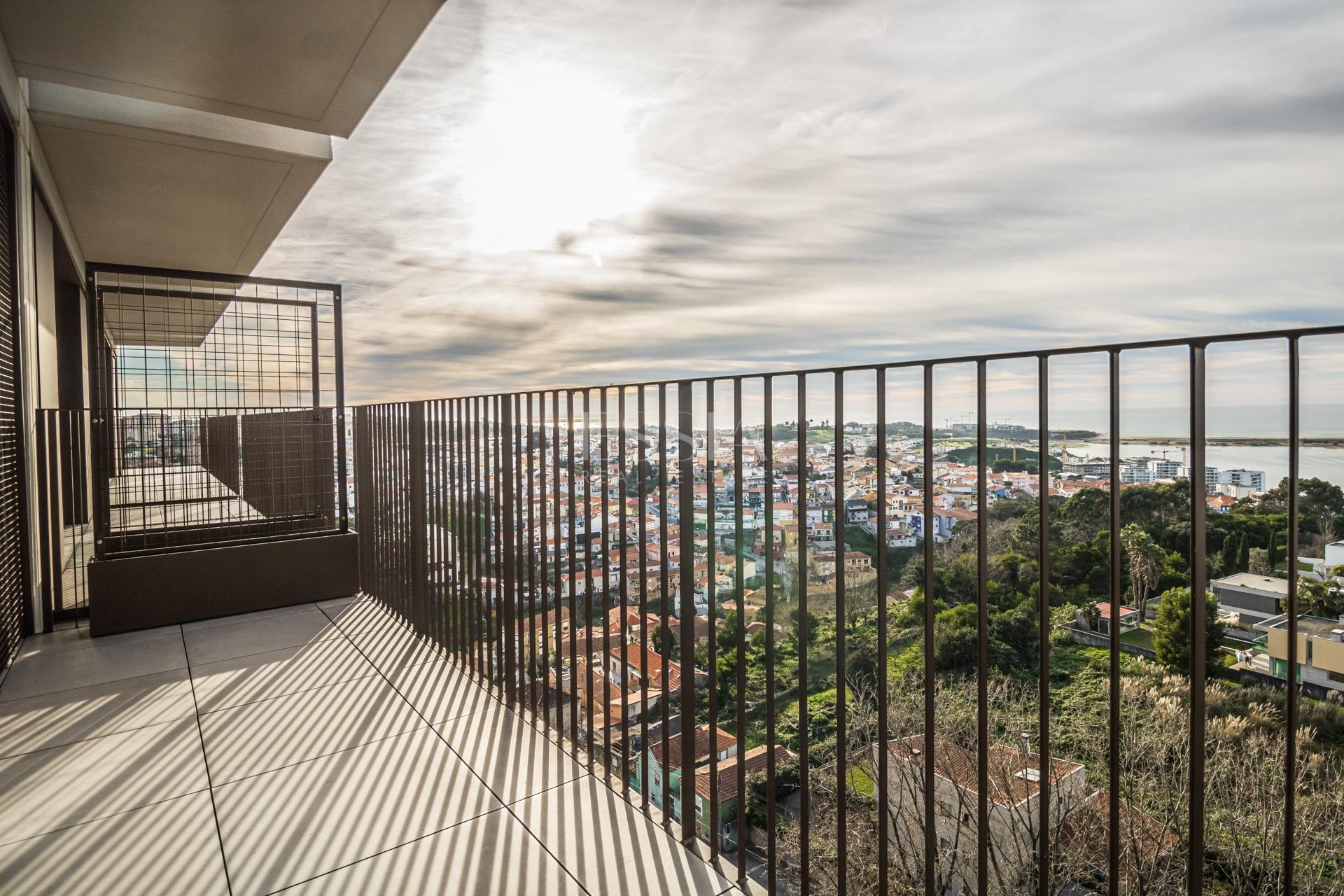 Apartamento T3 aos Jardins da Arrábida com Terraço de 94m2