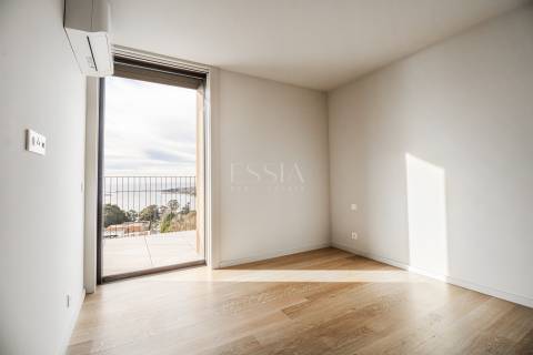 Apartamento T3 aos Jardins da Arrábida com Terraço de 94m2